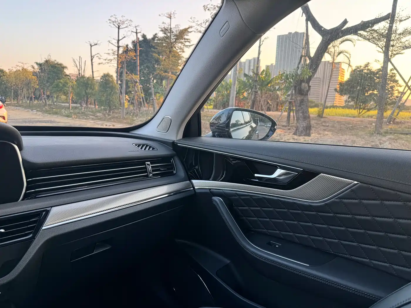 Hongqi HS5 2019 2.0T Smart Connect Enjoy Edition фото 8