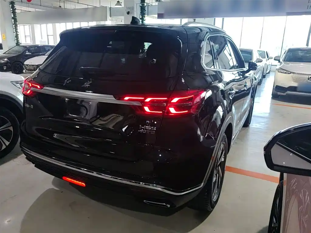 Hongqi HS5 2022 Facelift 2.0T Smart Flag Enjoyment Edition фото 7