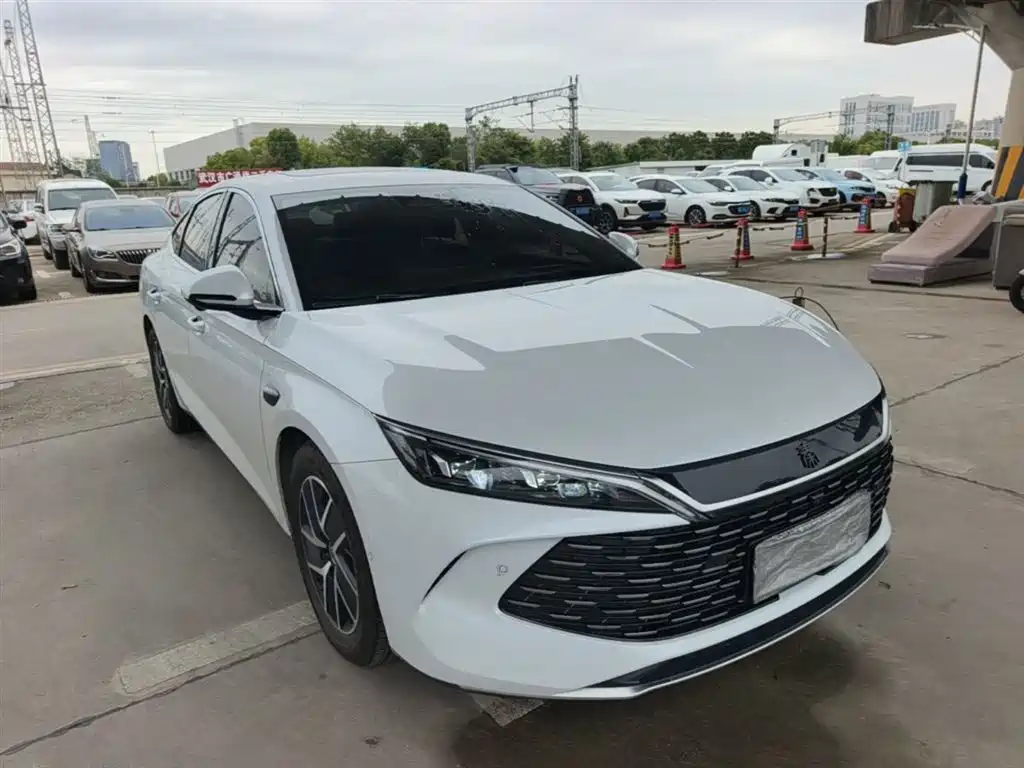 BYD Qin L 2025 DM-i Smart Drive 80KM Premium фото 4