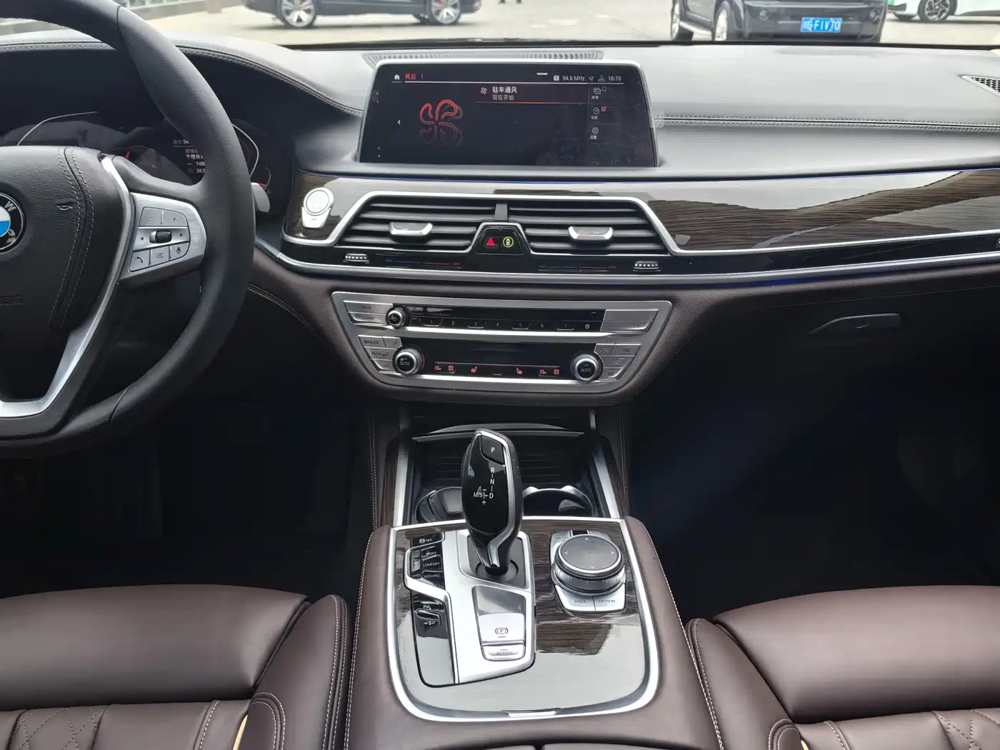 BMW 7 Series 2019 Facelift 730Li Luxury Package фото 8