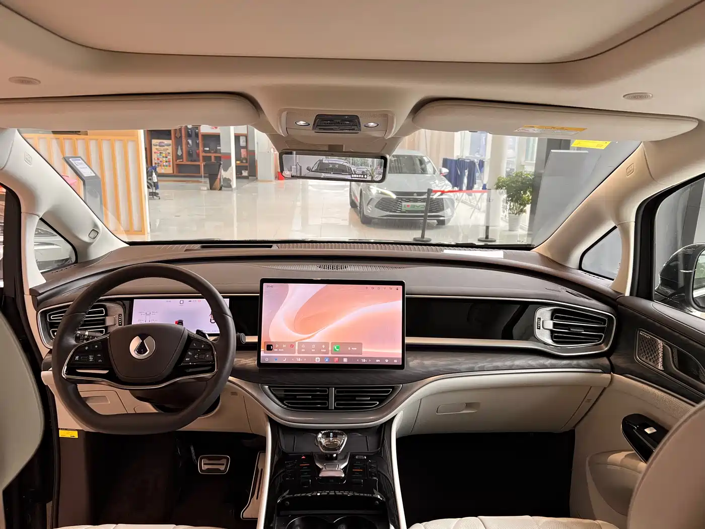 Denza D9 2025 DM-i Smart Drive Edition 1020 AWD Prestige фото 6