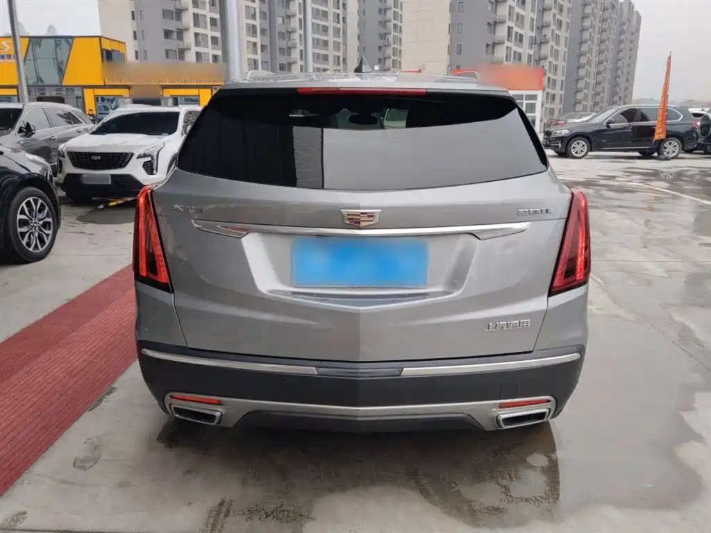 CADILLAC XT5