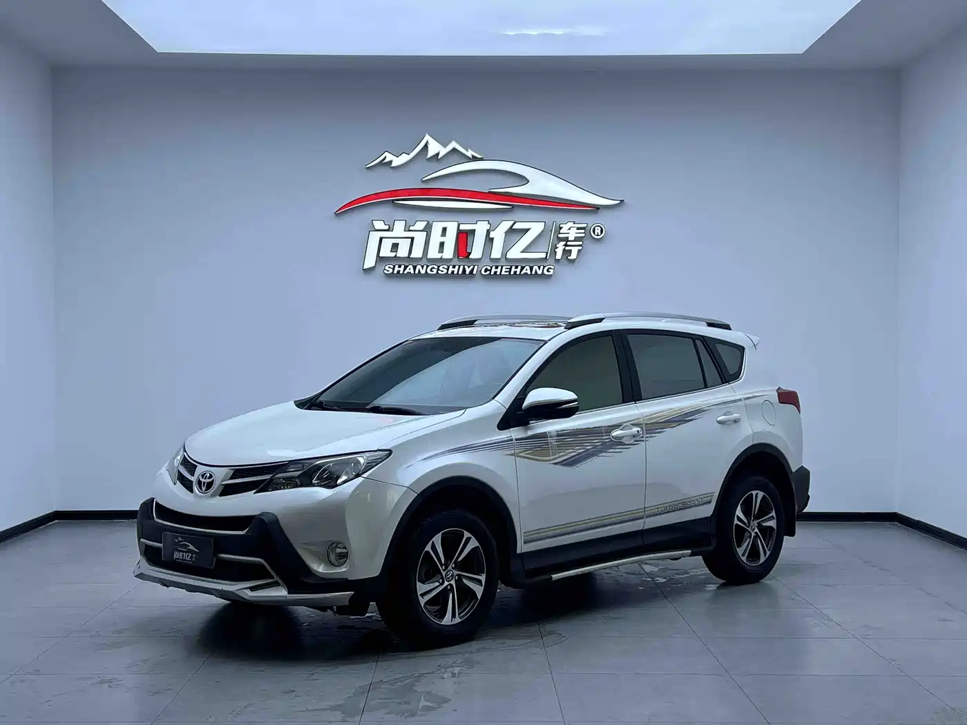 Toyota RAV4 Rongfang 2015 2.0L CVT 2WD Trend Edition