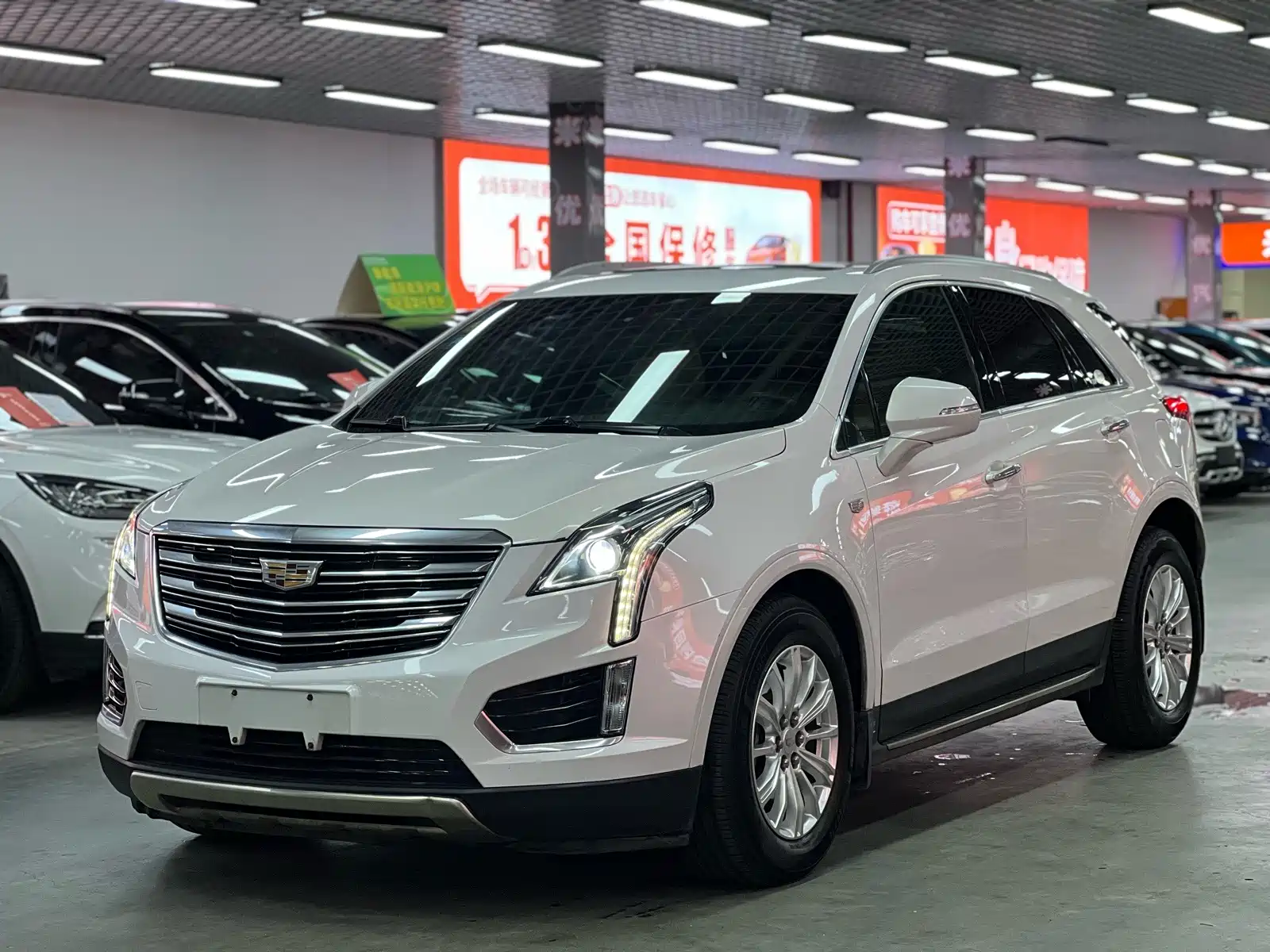 Photo 1 - Cadillac XT5