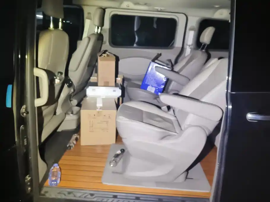 Ford Tourneo 2020 2020 2.0T Auto Jingrui Edition China VI
