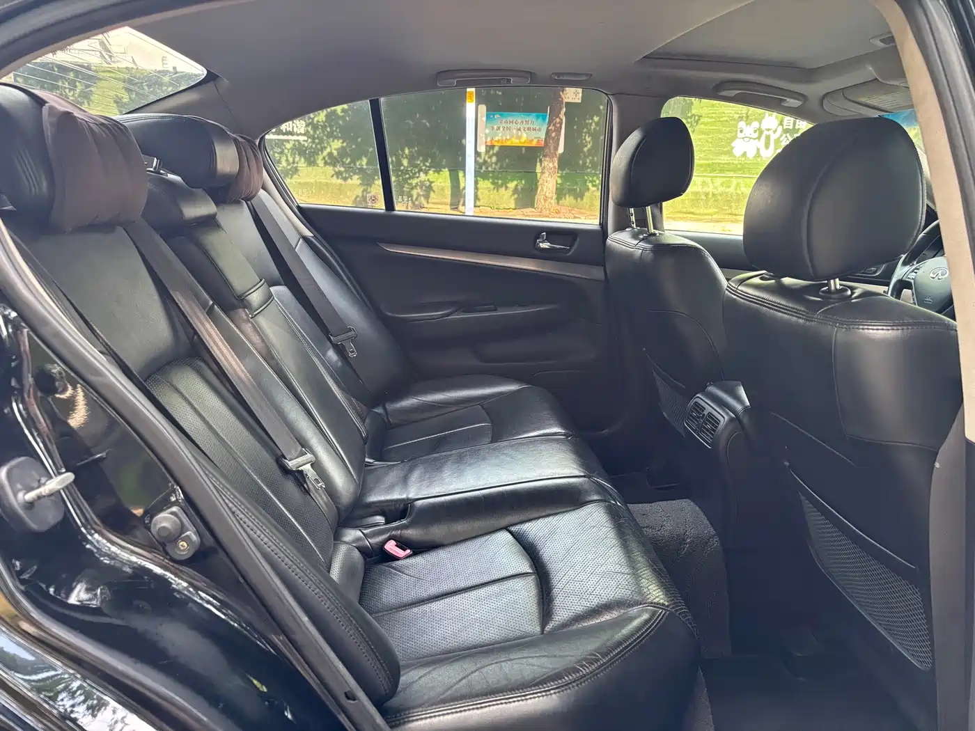 Infiniti G Series 2011 2010 Model G25 Sedan Luxury Sport Edition
