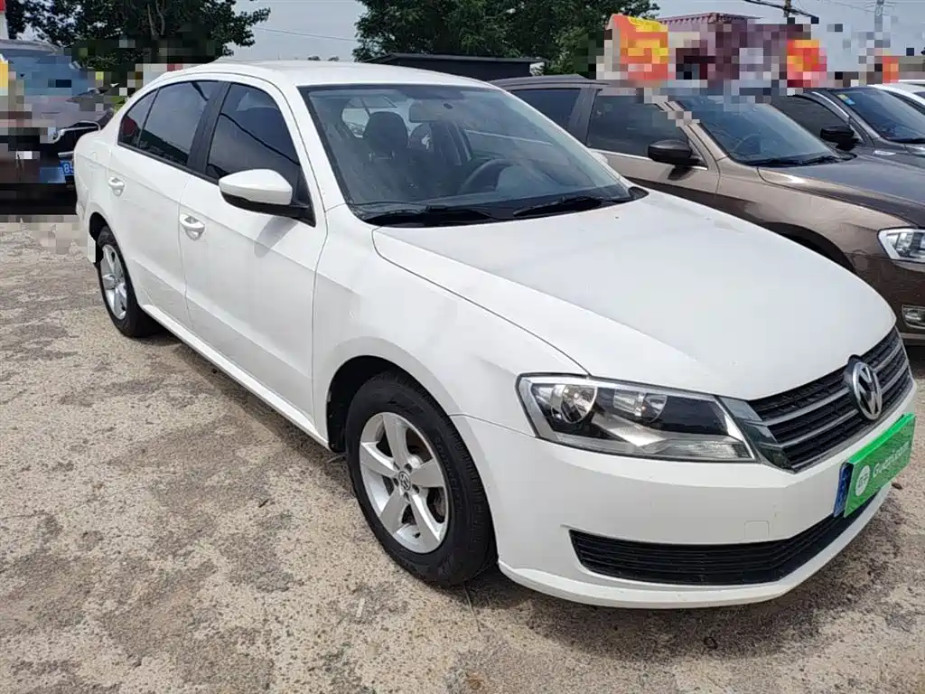 Volkswagen Lavida 2013 Facelift Classic 1.6L Automatic Trend фото 4