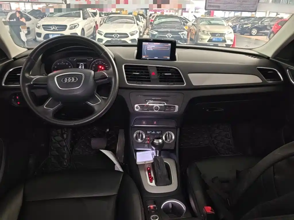 Audi Q3 2013 35 TFSI Progressive фото 10
