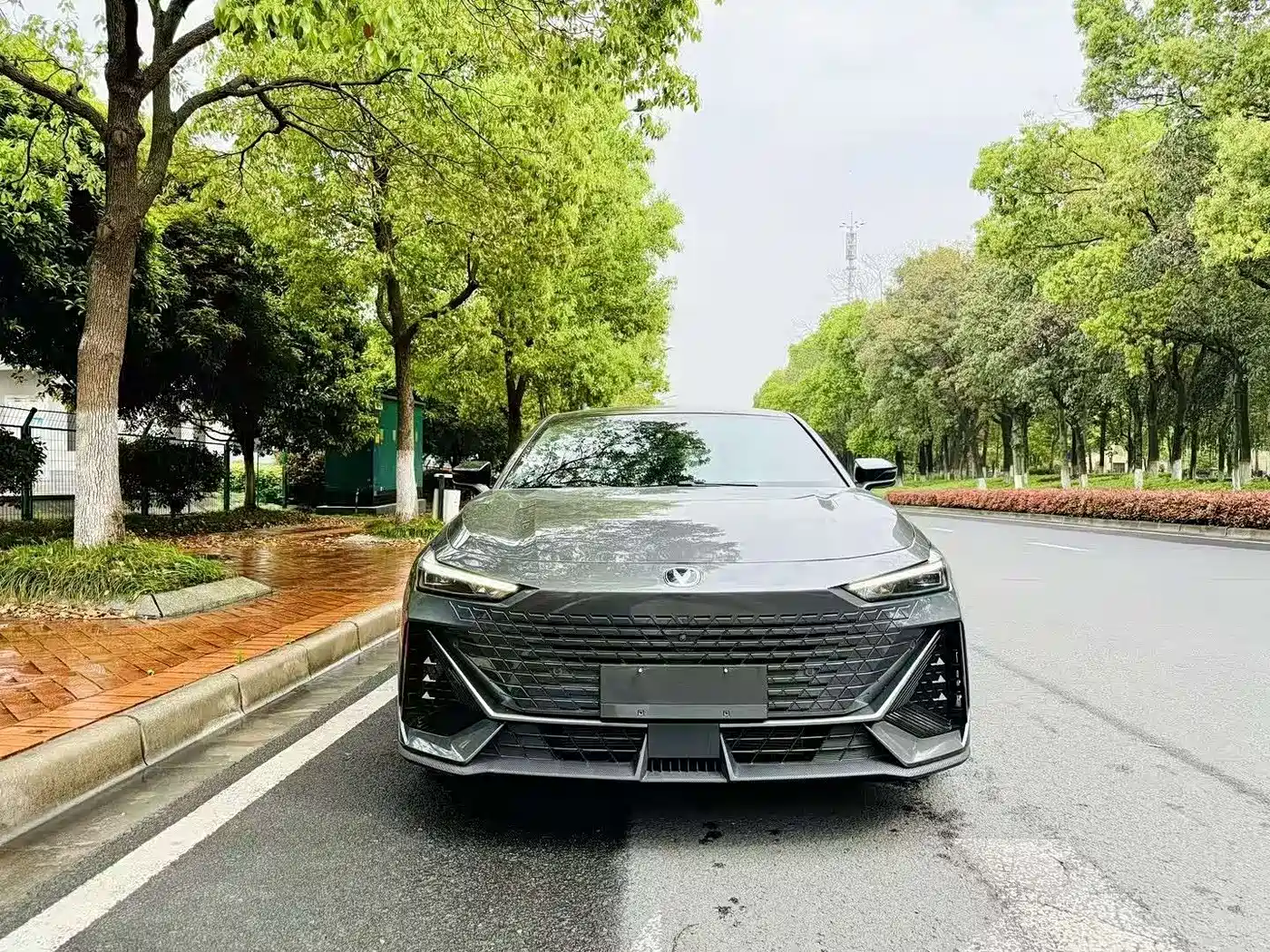 CHANGAN UNI-V
