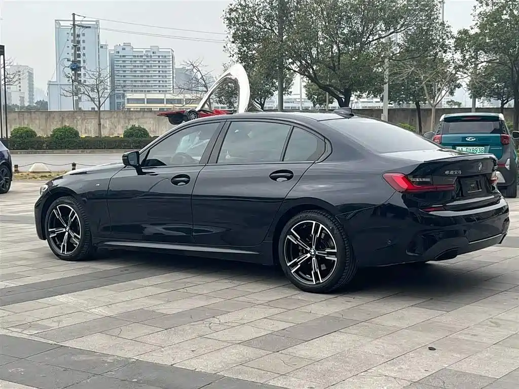 BMW 3 Series 2022 Facelift 325Li M Sport Shadow Edition фото 7