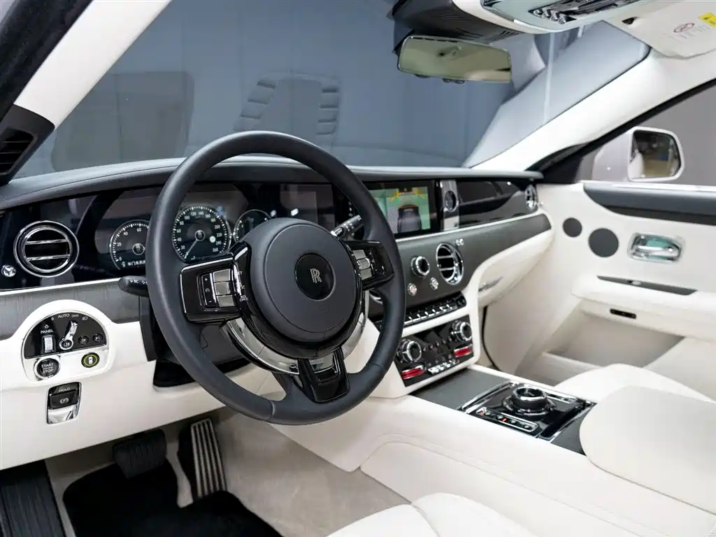 Rolls-Royce Ghost 2021 6.7T Standard Wheelbase фото 9