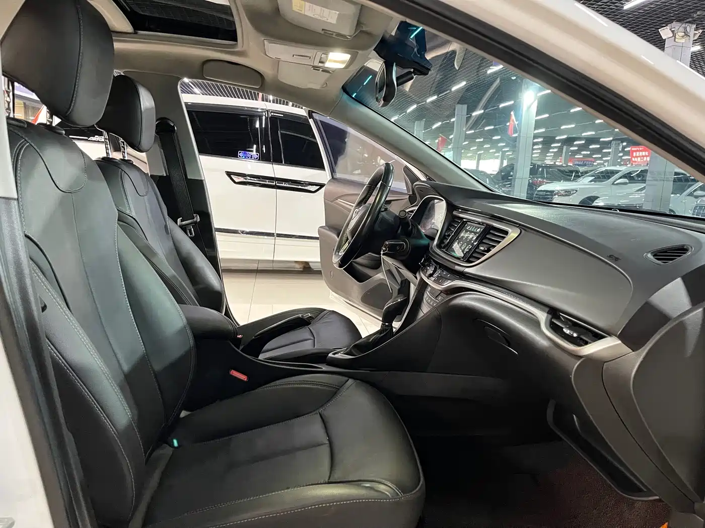 Buick Excelle 2019 18T Auto Connected Elite China VI фото 10