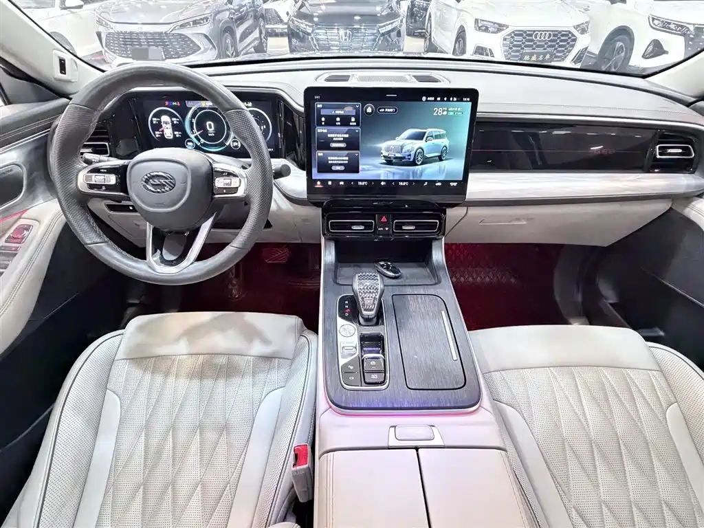 GAC Trumpchi Trumpchi GS8 2022 Pilot Series 2.0TGDI 2WD Premium Edition (7-Seater) фото 7