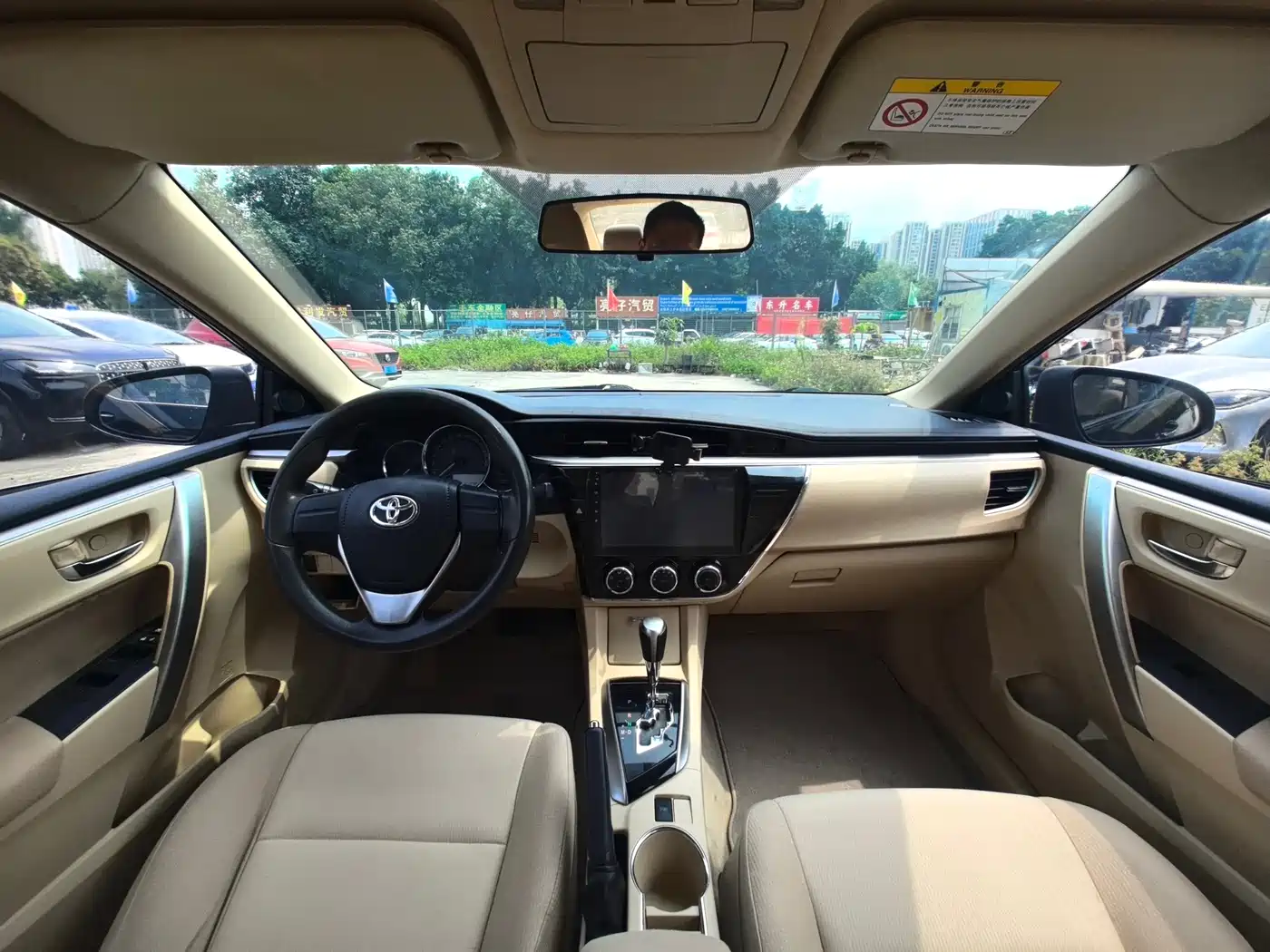 Toyota Corolla 2014 1.6L CVT GL фото 6