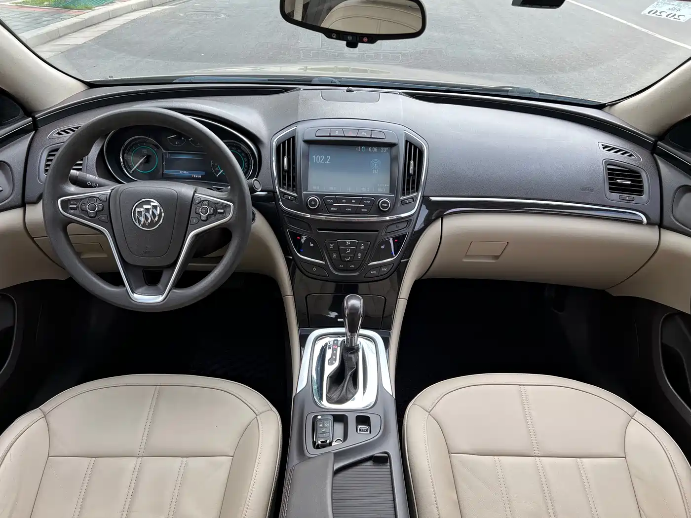 Buick Regal 2015 2.0L Elite Fashion Model фото 13