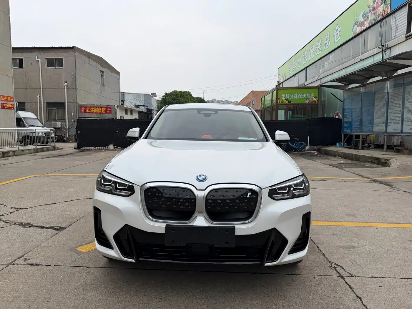 BMW iX3 2023 Leading Type фото 2