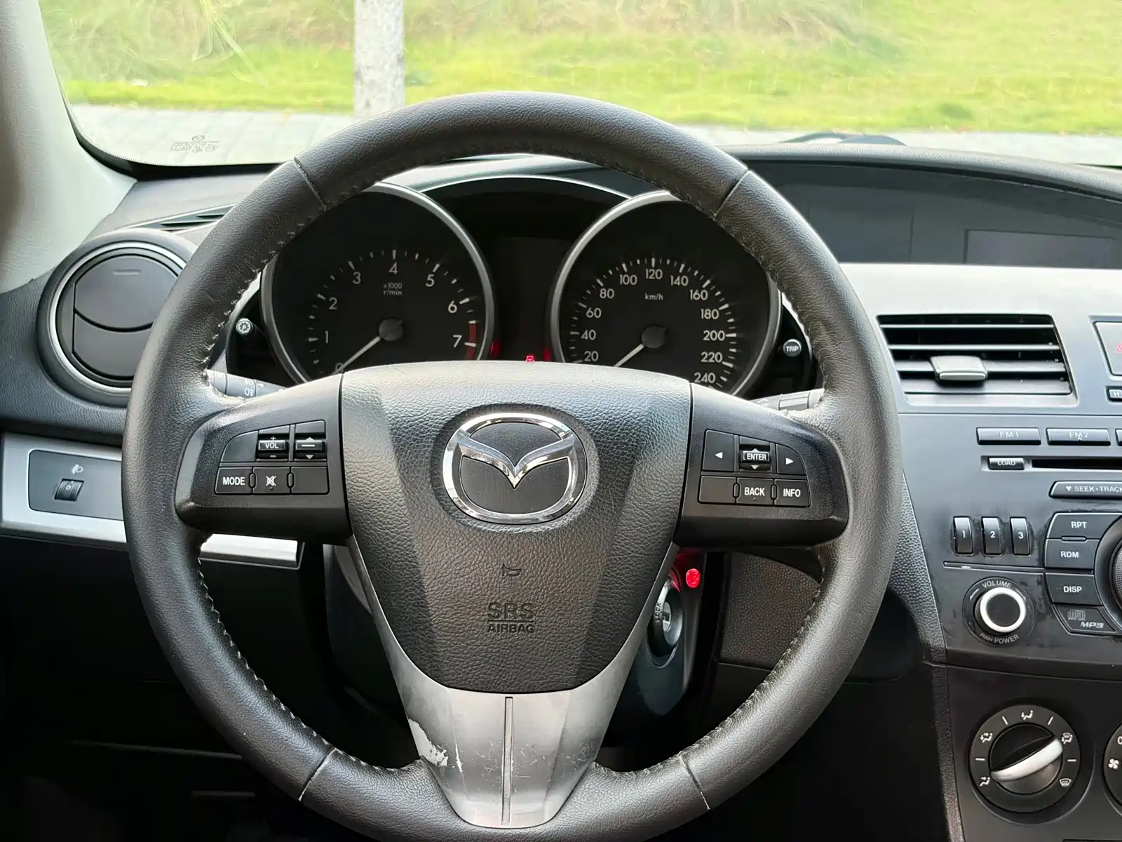 صورة 24 - Mazda Mazda3 Axela
