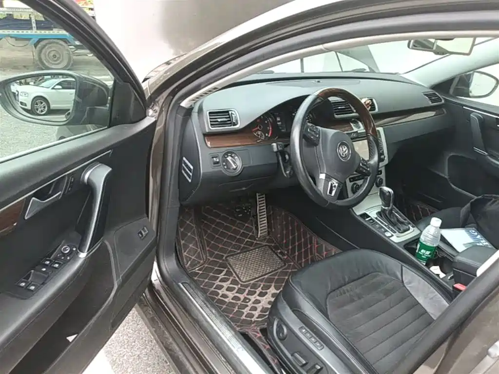 Volkswagen Magotan 2015 1.8TSI Premium фото 16