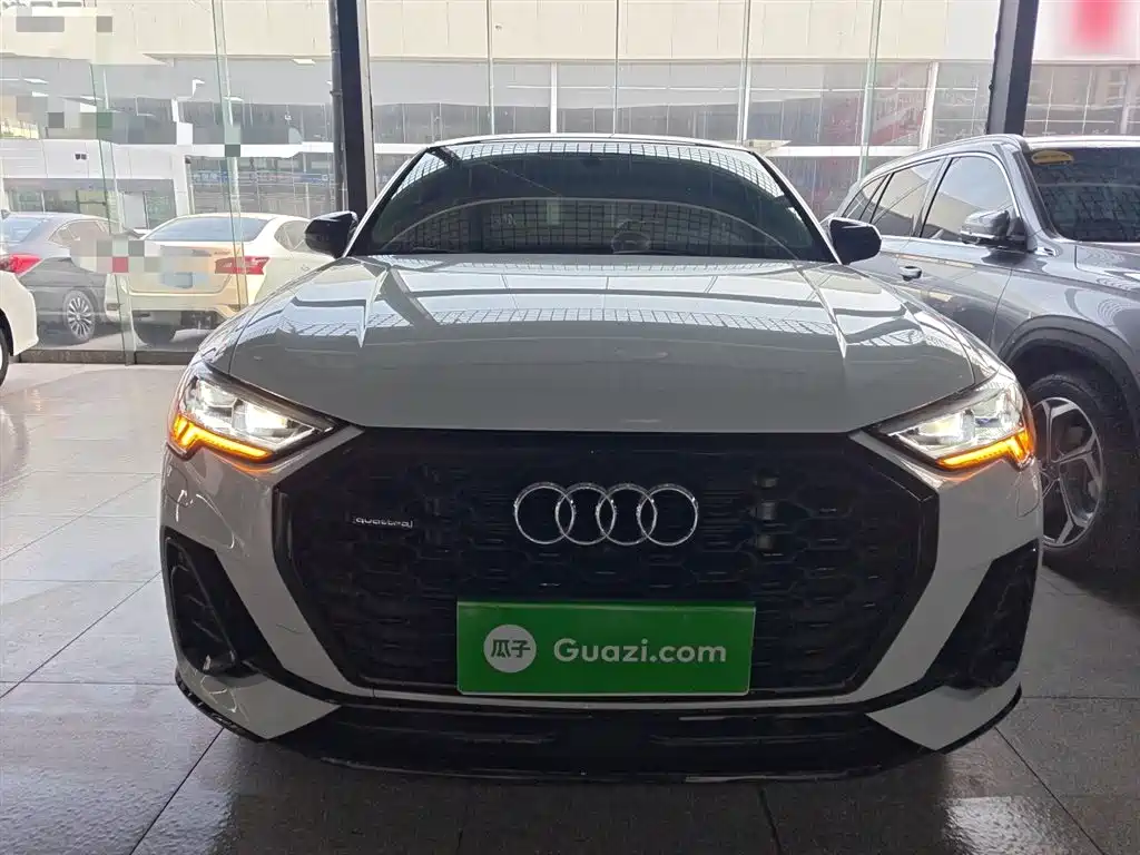 Audi Q3 Sportback 2022 45 TFSI quattro Luxury фото 3