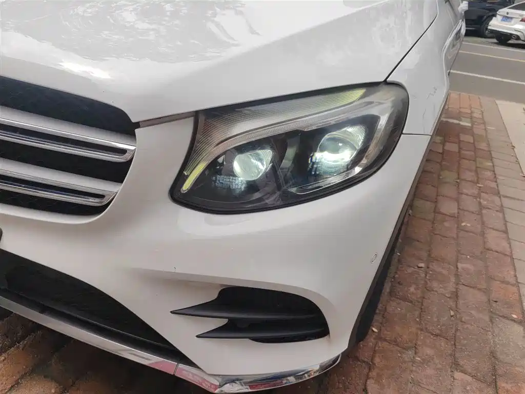 Mercedes-Benz GLC 2017 GLC 300 4MATIC Dynamic фото 18