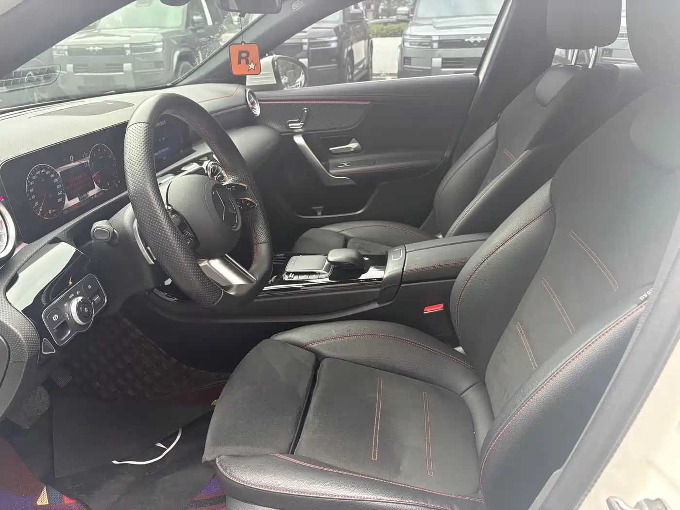 Mercedes-Benz A-Class 2024 A 200 L Sport Edition фото 7