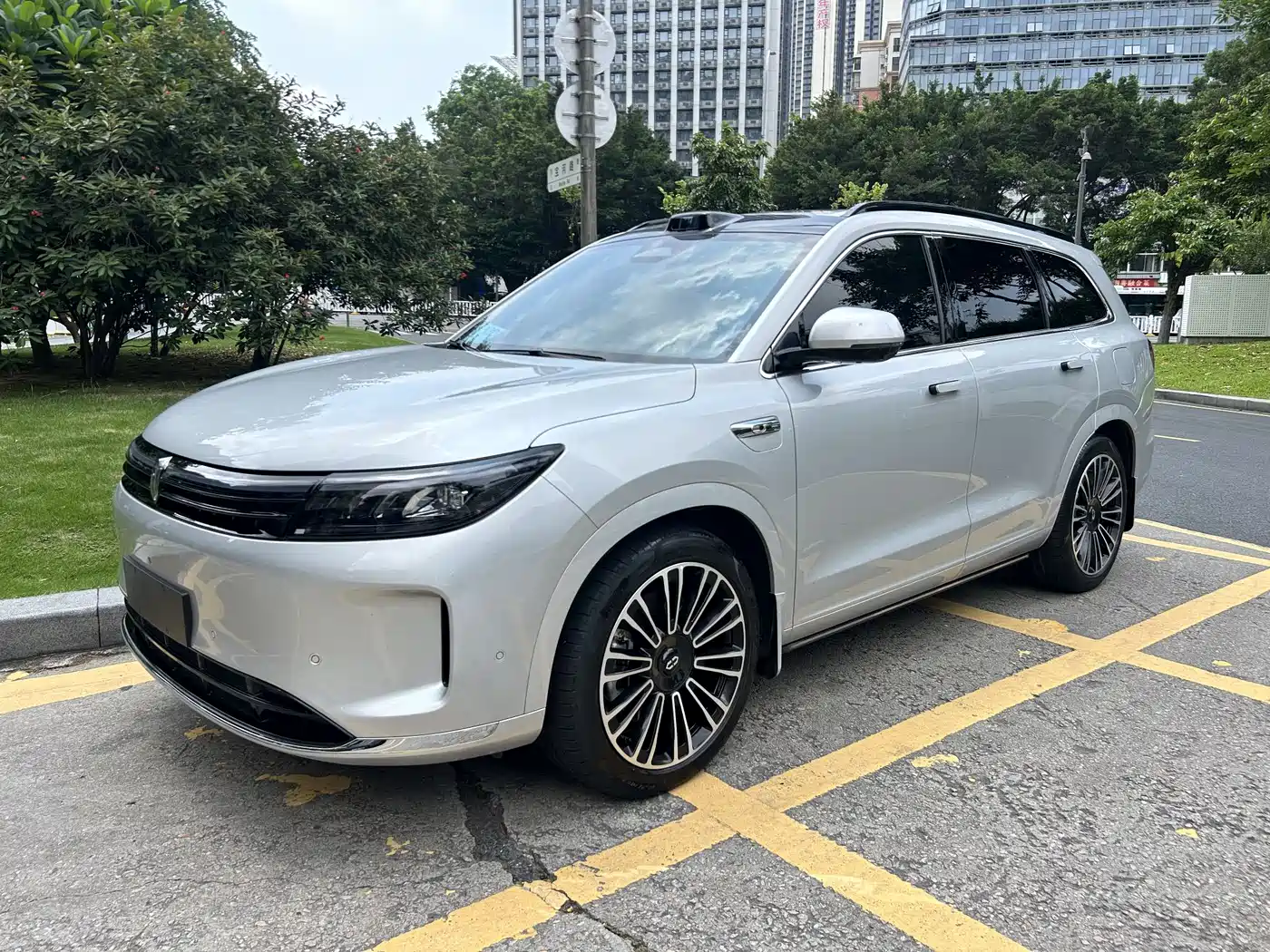 AITO Wenjie AITO M7 2024 1.5T Smart Drive RWD Ultra 6-seater