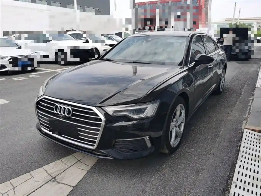 Audi A6L 2021 45 TFSI quattro Exclusive Elegance фото 3