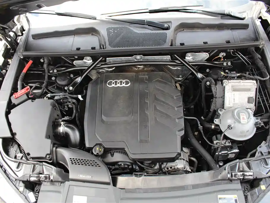 Audi Q5L 2023 40T Luxury Dynamic фото 18
