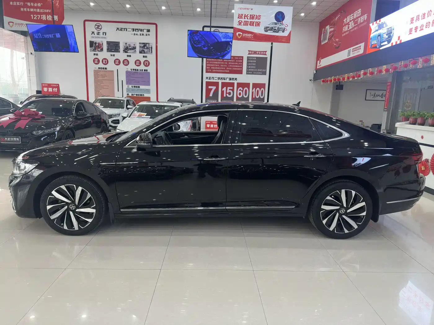 Volkswagen Passat 2022 330TSI Starlight Luxury Edition фото 3