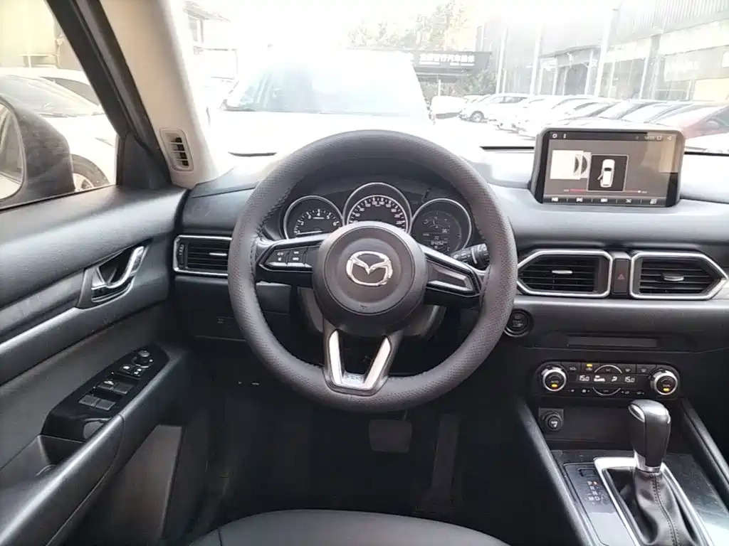 Фото 11 - Mazda CX-5