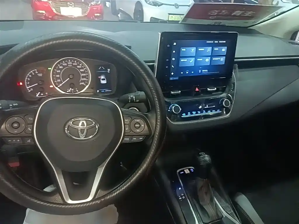 Toyota Corolla 2021 1.2T S-CVT Elite PLUS Edition фото 10