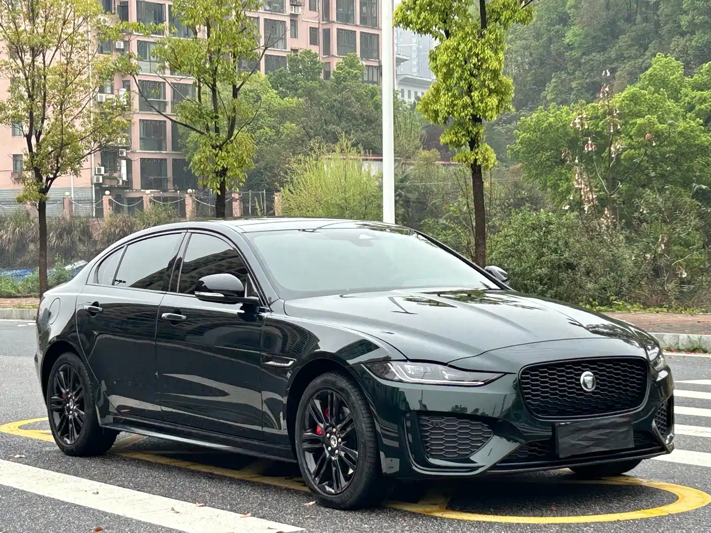 2025 Jaguar XEL