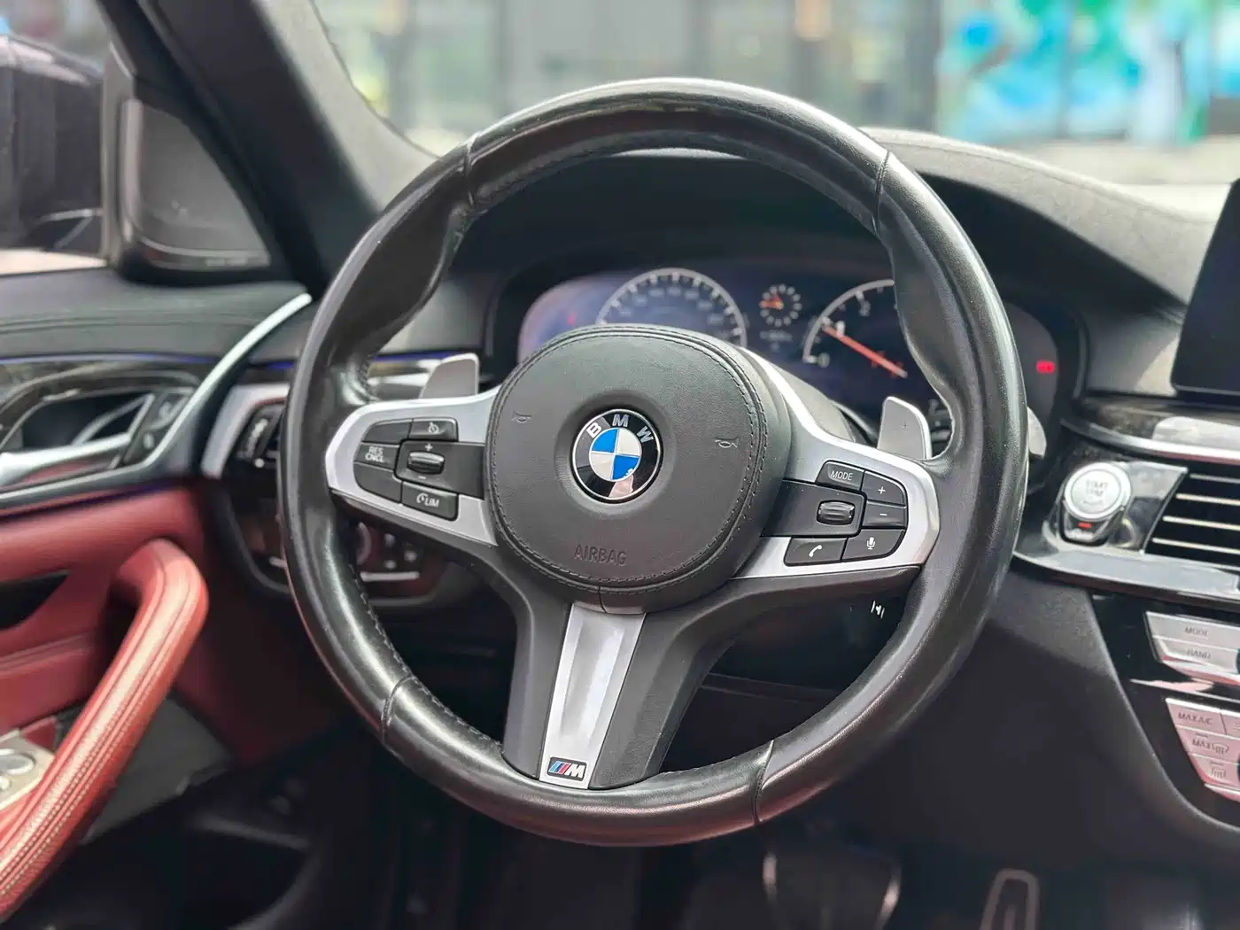 BMW 5 Series 2019 530Li xDrive M Sport Package фото 12