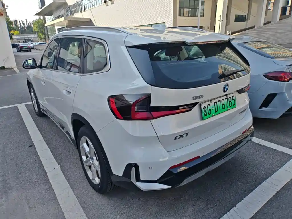 BMW iX1 2025 2025 eDrive25L X Design Package
