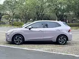 صورة 4 - MG MG4 EV