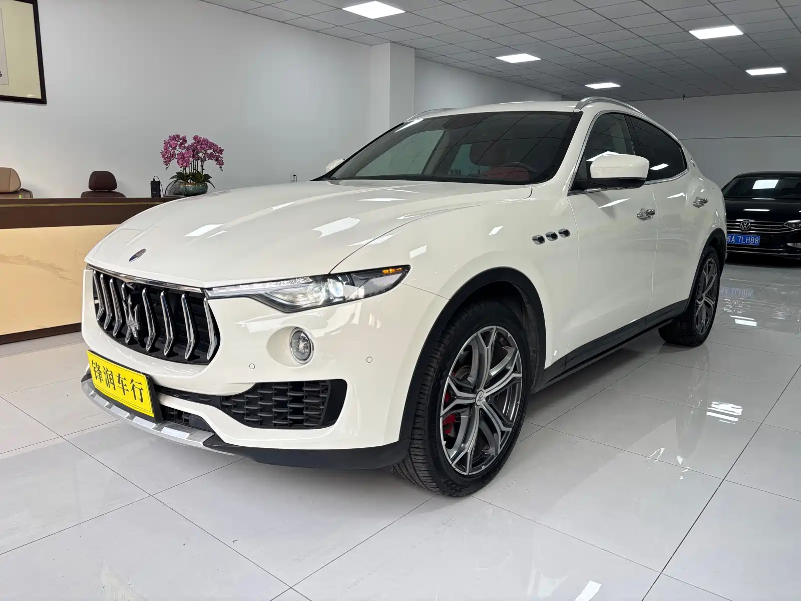 صورة 1 - Maserati Levante