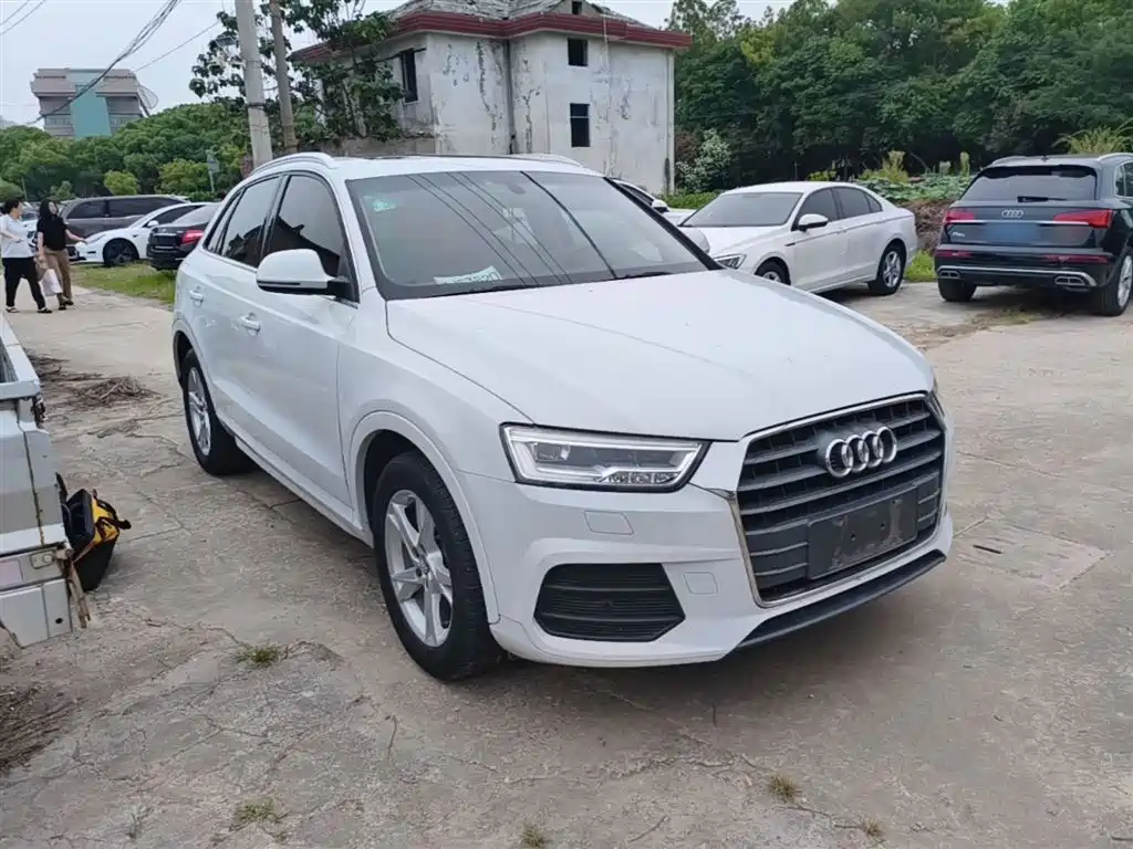 Audi Q3 2018 30th Anniversary Edition 30 TFSI Fashion фото 4