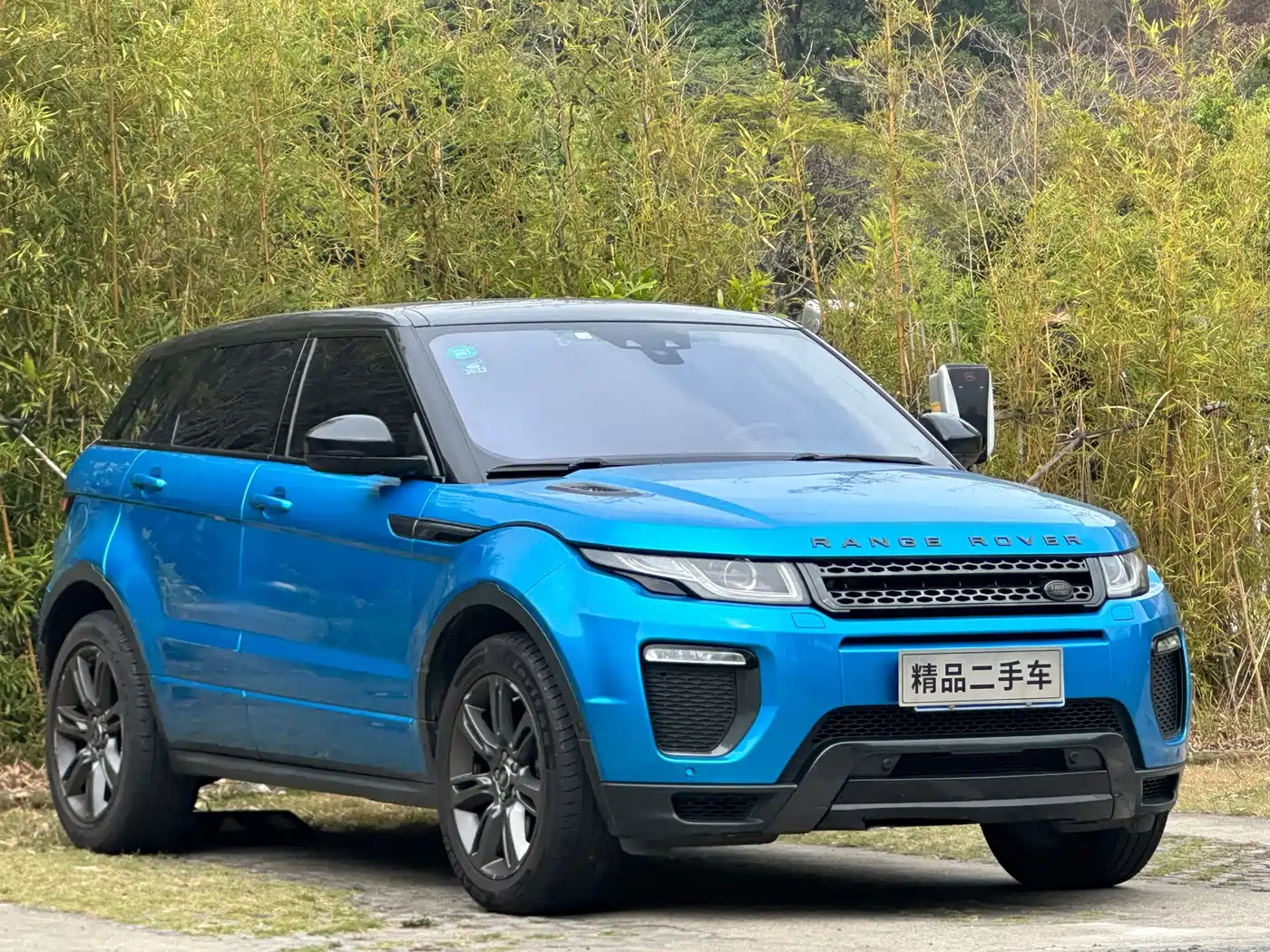 Land Rover Range Rover Evoque 2018 240PS Moraine Lake Blue Limited Edition фото 3