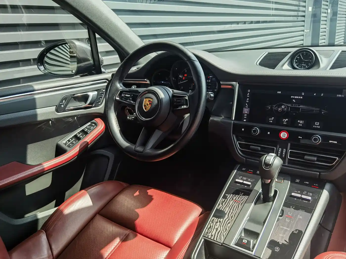 Porsche Macan 2022 Macan 2.0T фото 6