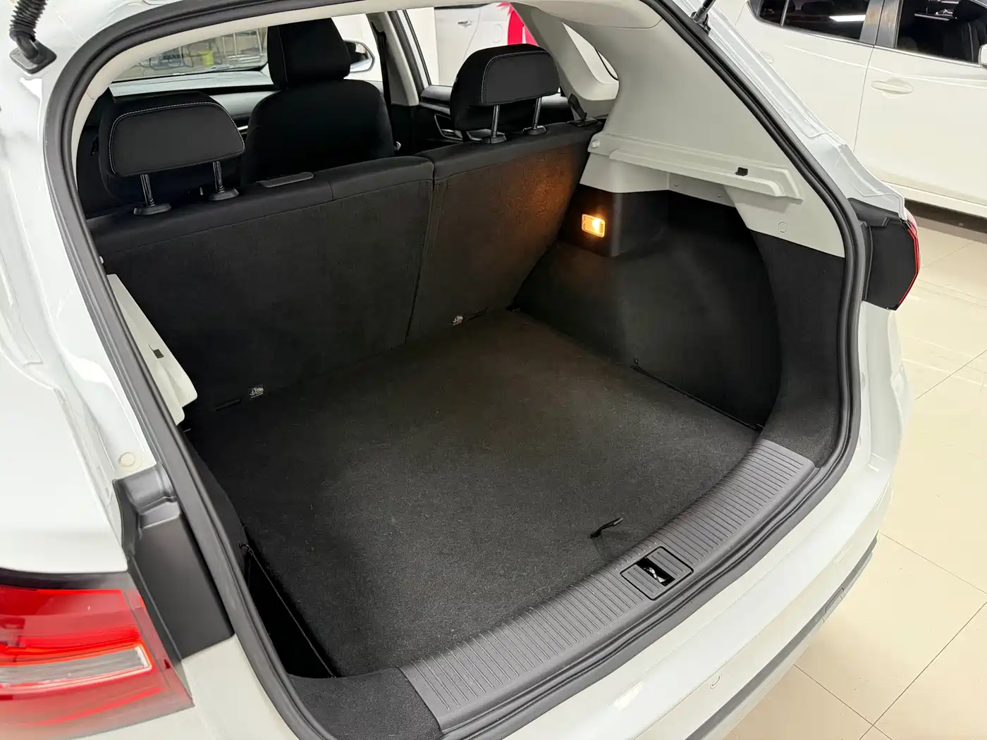 Roewe RX3 2019 2018 1.6L Manual Progressive Edition