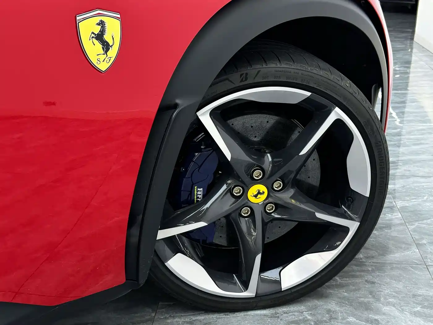 Ferrari Purosangue 2025 2023 6.5L V12