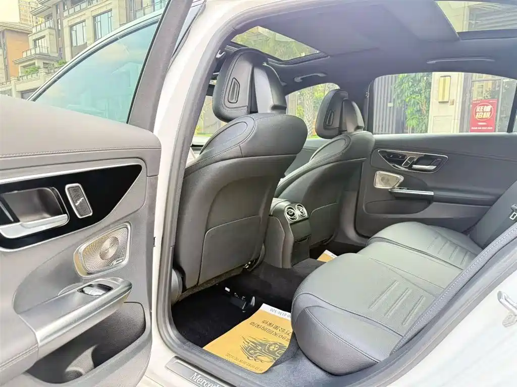 MERCEDES-BENZ CLASS C