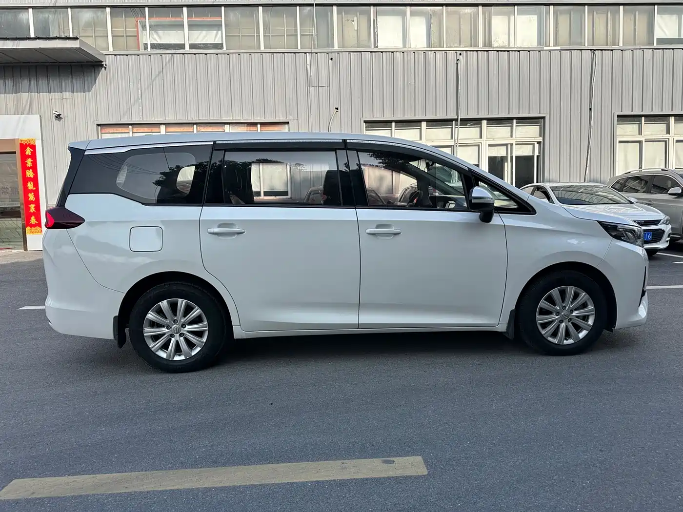 GAC Trumpchi Trumpchi M6 2019 270T Automatic Luxury (6-seater) China V фото 3
