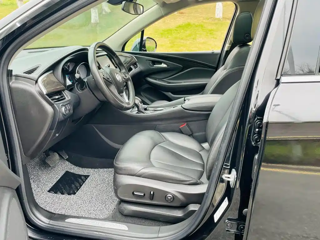 Фото 8 - Buick Envision Plus