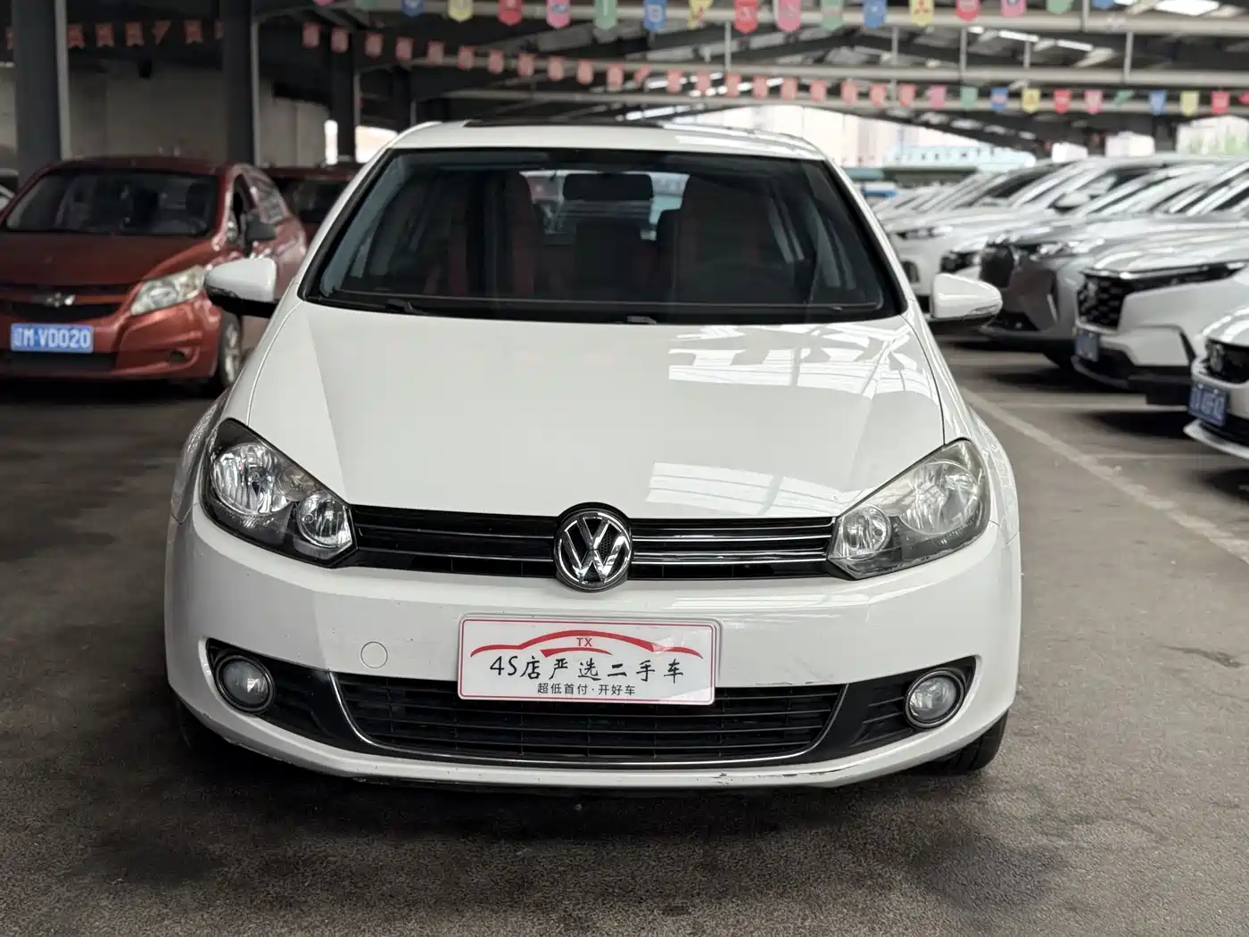 Volkswagen Golf 2012 1.6 Automatic Comfort Type фото 2