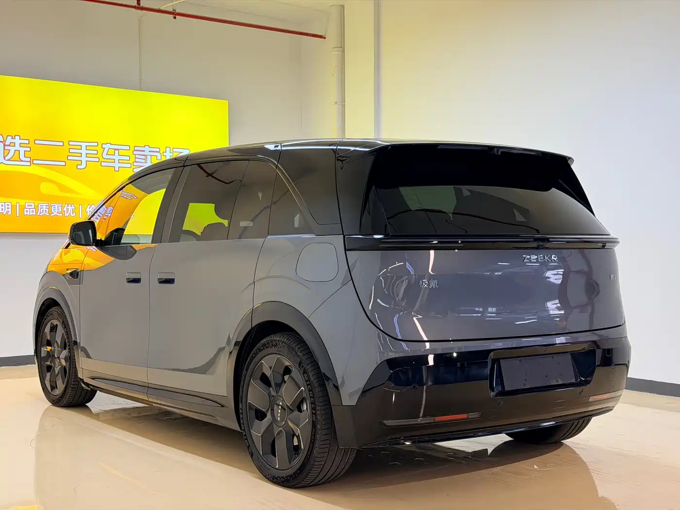 Zeekr MIX 2025 Long Range Intelligent Driving Edition фото 6