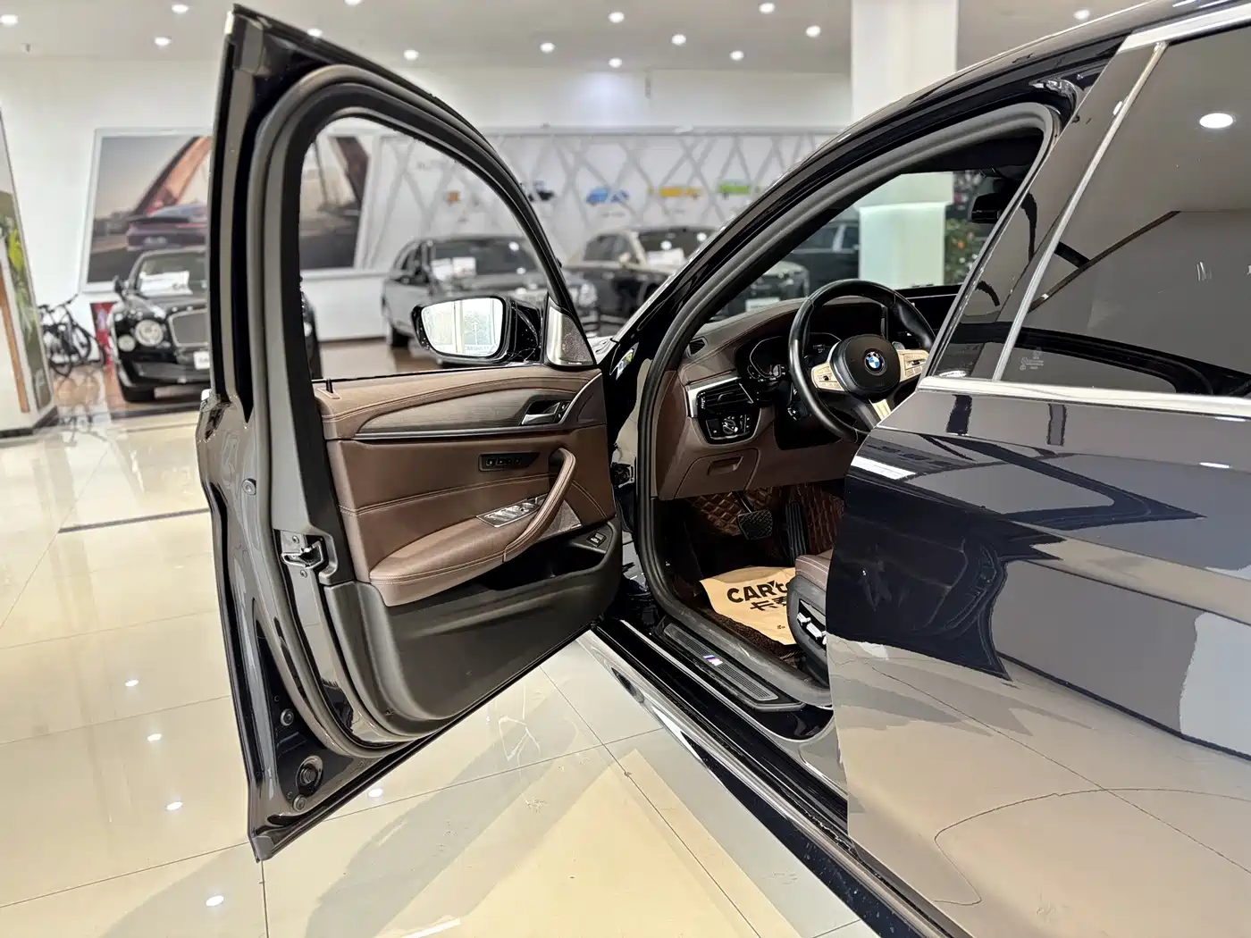 BMW 5 Series 2022 Model Third Facelift 530Li Premium M Sport Package фото 13