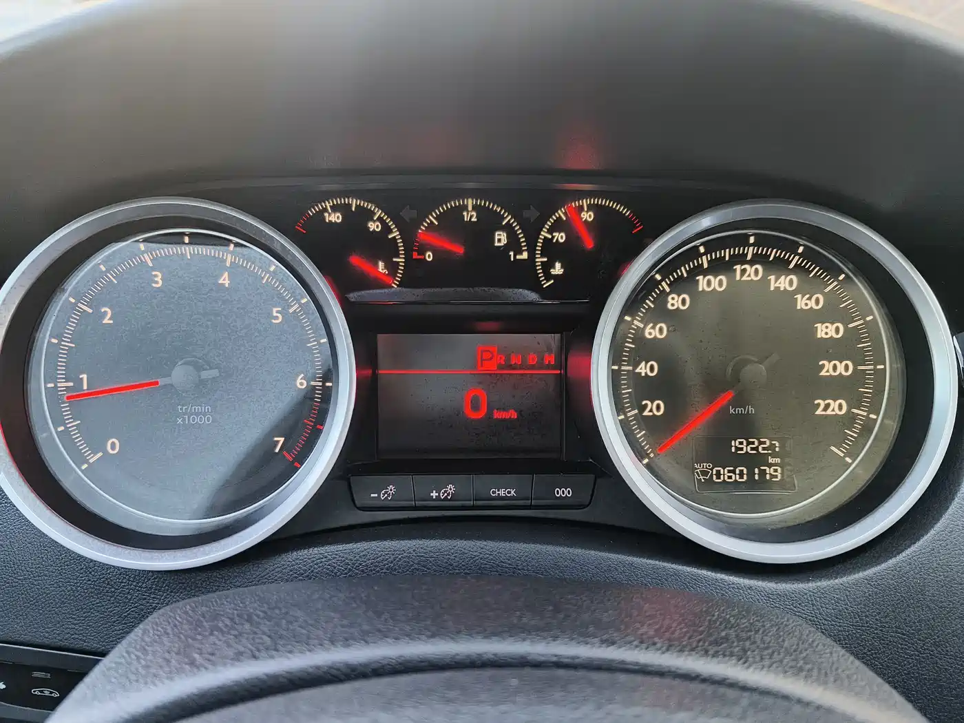 Peugeot 508 2015 1.6THP Auto Excellence Edition фото 7