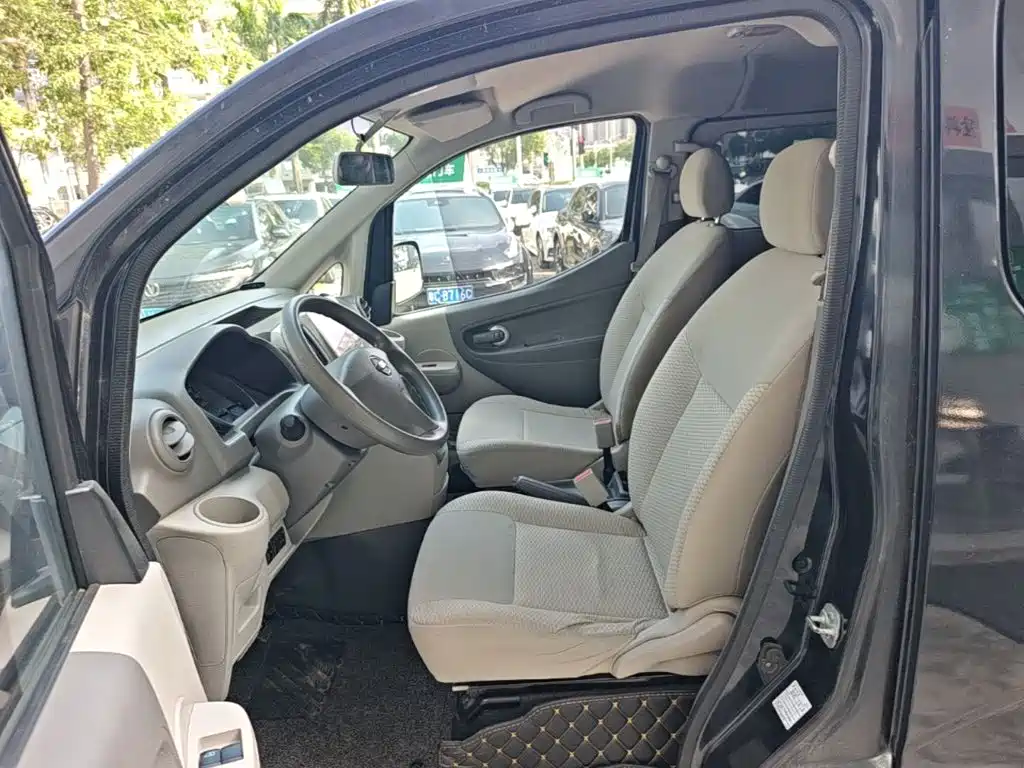 Nissan NV200 2017 2016 Facelift 1.6L CVT Luxury