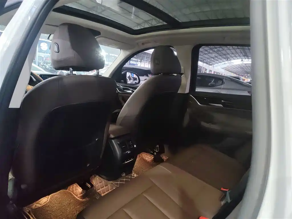 BMW X3 2018 xDrive25i Luxury Package China VI фото 18